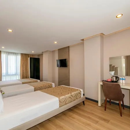 Hotel Hilltown Airport & Restaurant 3*