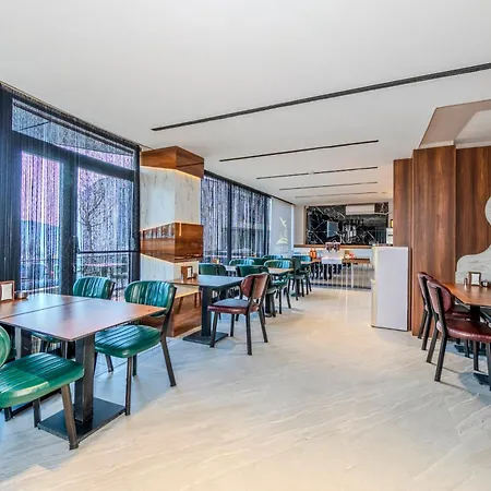 Hilltown Airport & Restaurant 3* Tasoluk