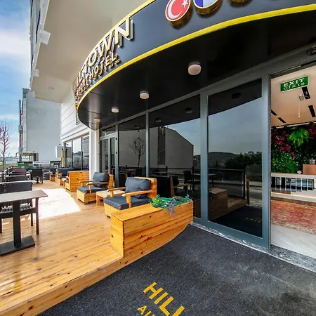 Hotel Hilltown Airport & Restaurant Tasoluk