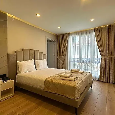 Hilltown Airport & Restaurant Hotel Tasoluk