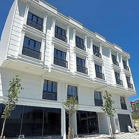 Hilltown Airport & Restaurant Tasoluk