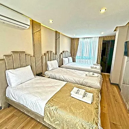 Hotel Hilltown Airport & Restaurant 3*