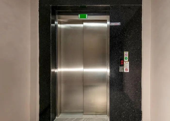 Ξενοδοχείο Hilltown Airport & Restaurant