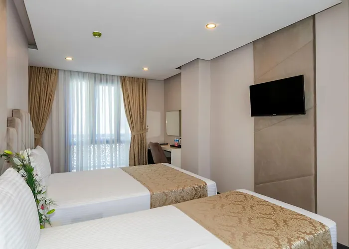 Ξενοδοχείο Hilltown Airport & Restaurant Tasoluk