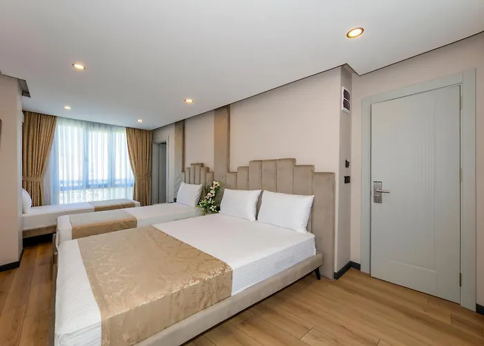 Hilltown Airport & Restaurant *