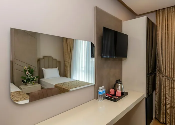 Hilltown Airport & Restaurant