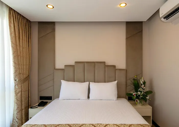 Ξενοδοχείο Hilltown Airport & Restaurant Tasoluk