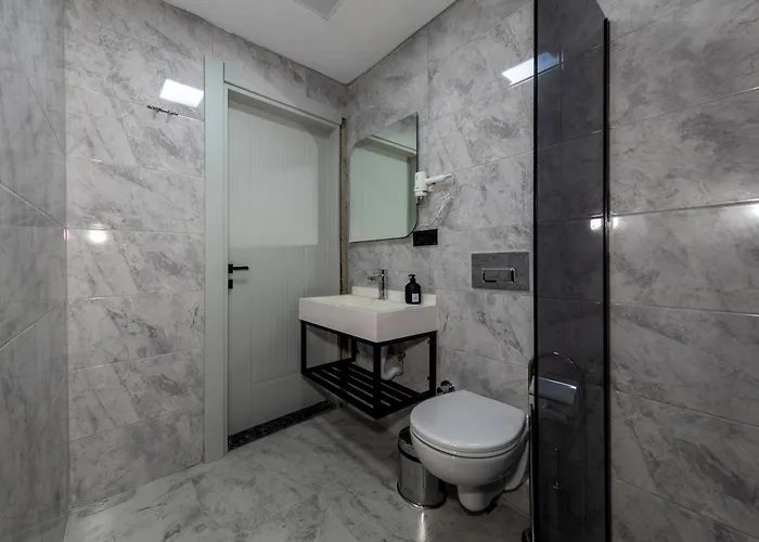 Hilltown Airport & Restaurant Ξενοδοχείο *