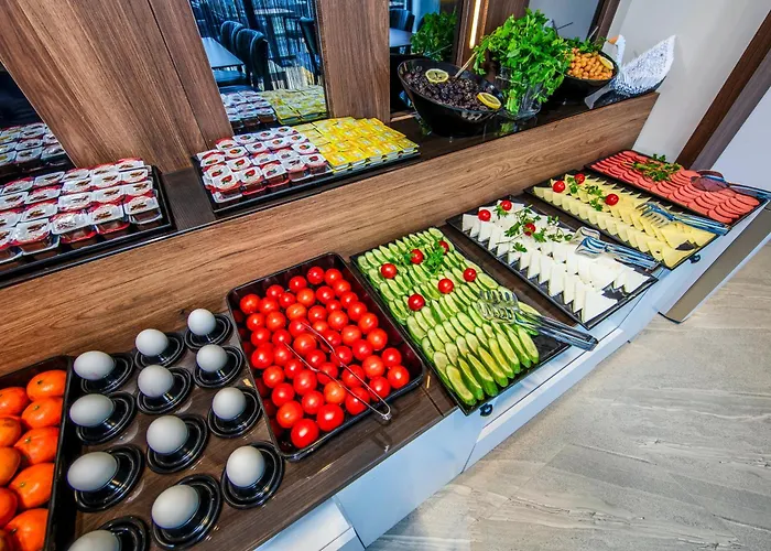 Hilltown Airport & Restaurant * Tasoluk